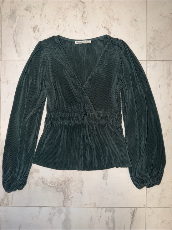 Abercrombie & Fitch Tops - Abercrombie & Fitch Forest Green Pleated Wrap Blouse